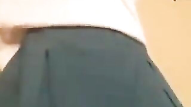 Spoilt SHS Student Caught Shaking Her bare buttocks For A Rich Man - 1 image