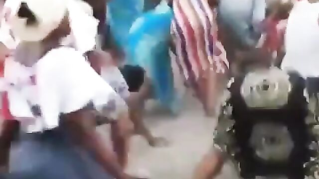 Mapouka African Women Caught Wilding In Public - 5 image