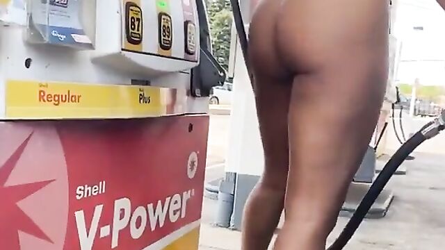 Crazy Gasoline pump attendant showing ass - 4 image