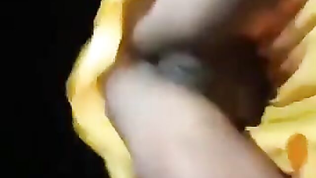 Pussy on display in public in a South African club - 5 image