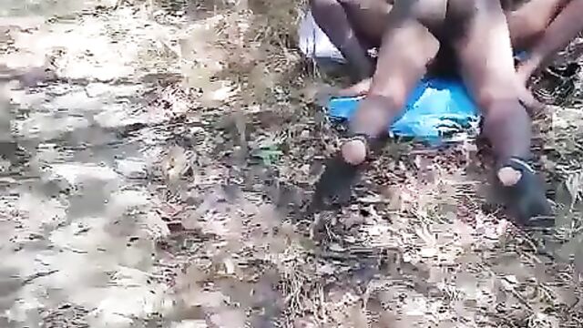 Randy man with naked ass caught bonking a thot in the bush in public - 4 image