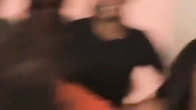 Boobs out, as woman’s hair gets pulled out during fight - 5 image