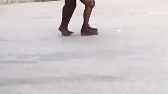 Naked mad couple caught having sex on the road in public in broad daylight - 5 image