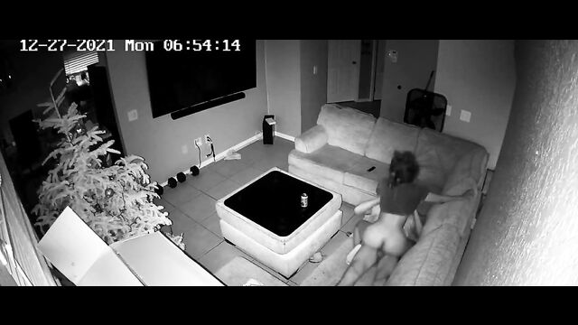 Wife caught cheating on camera - 3 image