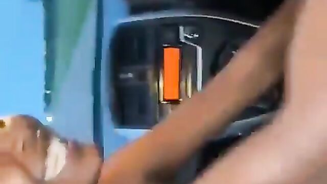 Naked Mzansi girl giving blow job on a car ride