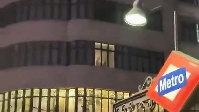 The whole city caught NAKED couple having sex in a hotel! - 5 image