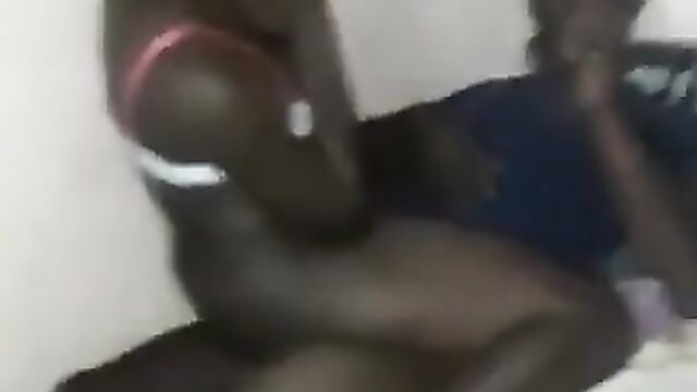 High School students caught red-handed having sex - 1 image