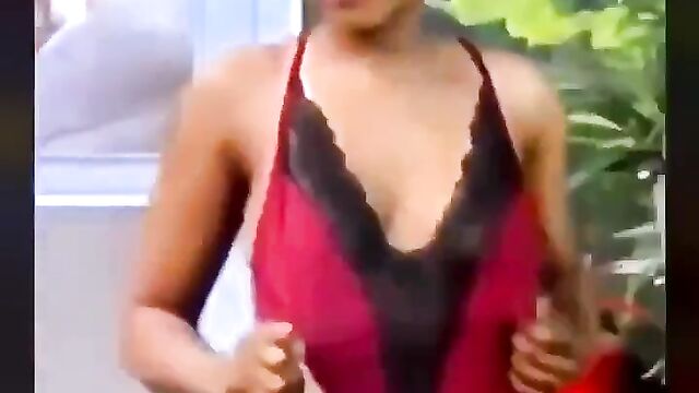 BBNaija Mercy Eke Caught Showing Her Breasts In Public - 4 image