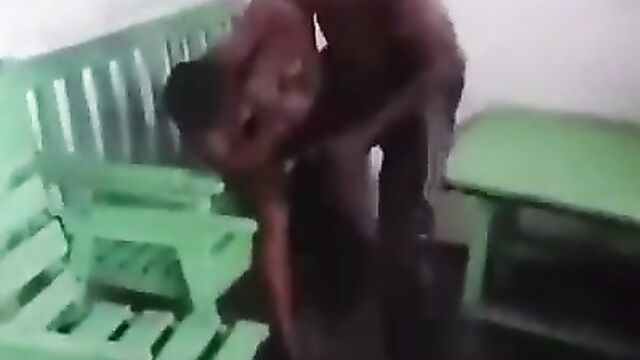 Naked African Prostitute Caught Fighting Customer In Public For Not Paying Her Money After Sex - 4 image