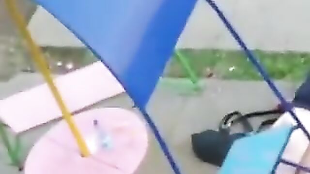 Drunk couple caught having sex in a park - 5 image