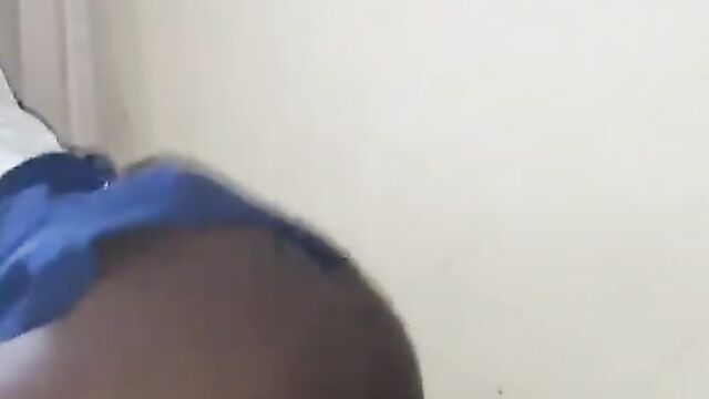 SHS student caught chopping her boyfriend -Part 2 - 5 image