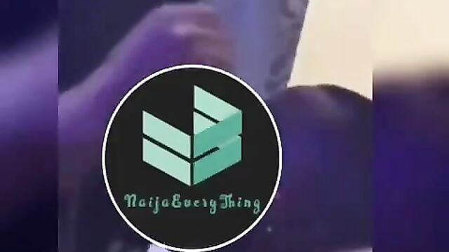 Guy pays stripper to suck her breasts at a Nigerian wild party in public - 1 image