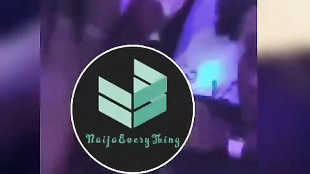 Guy pays stripper to suck her breasts at a Nigerian wild party in public - 3 image