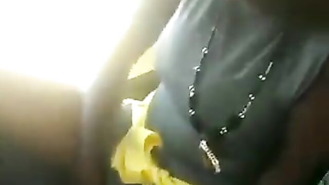 Thot on a bus rubs cash on her pussy for the passengers to smell the sweetness of her honeypot - 1 image