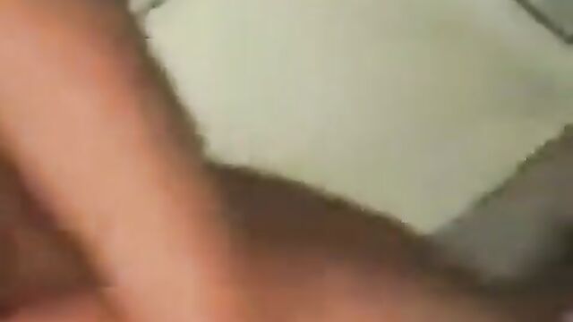 Woman talks shit while bonking in public - 3 image