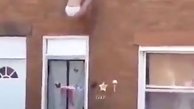 Side chick jumps off apartment window after angry wife caught her with her cheating husband - 4 image