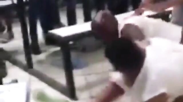 Wife beats husband in public after she caught him cheating with his side chick - 1 image
