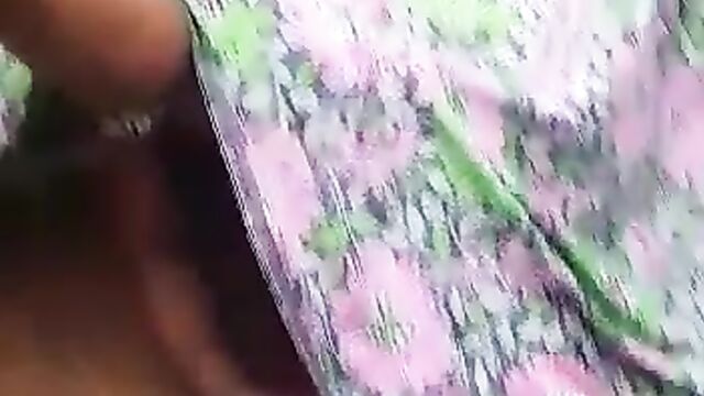 Lady strips NAKED and runs mad in Congo DRC – Part 2 - 5 image