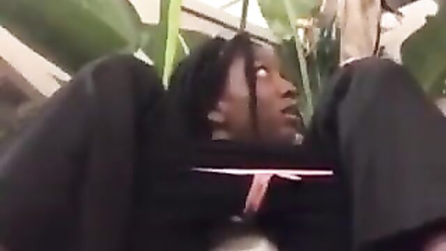 Student caught exposing pussy and fingering herself during class - 4 image