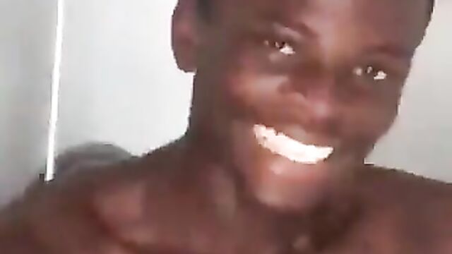 Student caught chopping spoilt schoolgirl - 3 image