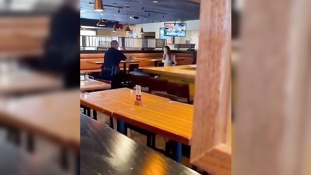 White whore strips naked in public and destroys restaurant in Ocala, Florida, USA - 5 image