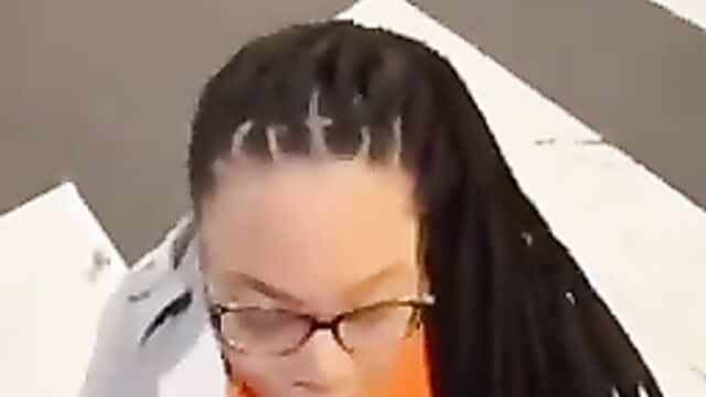 Crazy lady giving dude roadside head - 4 image