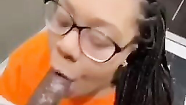Crazy lady giving dude roadside head - 5 image