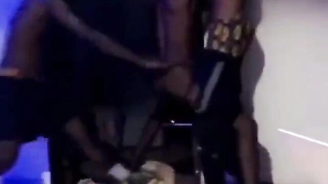 Yahoo boys beat and strip dude naked for not hustling - 1 image