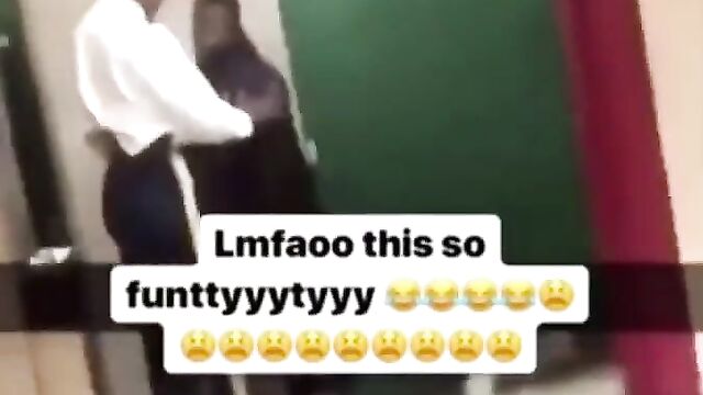 LOL! Guy caught in girls’ bathroom having sex with his girlfriend - 5 image
