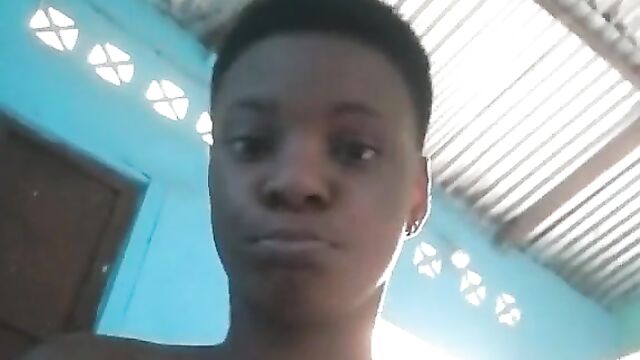 School girl caught showing her breasts to her teacher on TikTok - 3 image