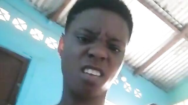 School girl caught showing her breasts to her teacher on TikTok - 4 image