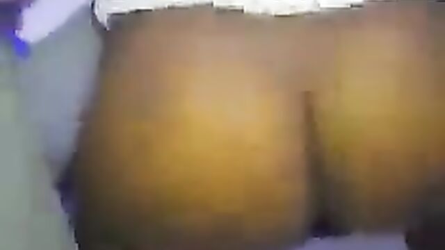 Ass exposed as runs girls dance without panties at an alleged Yahoo Boy’s sex party in Nigeria - 5 image