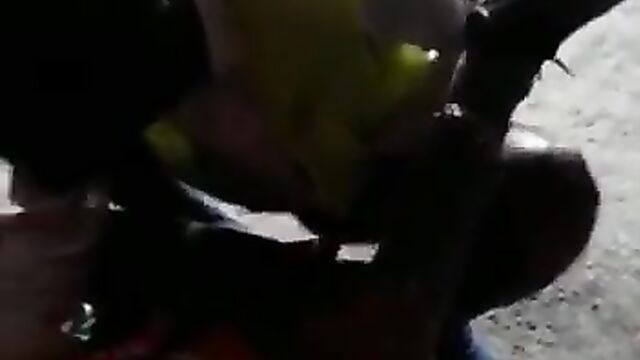 Indian guy caught chopping girlfriend during lunch break