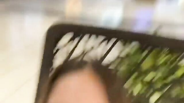 Crazy chick sucking pussy in a mall - 4 image