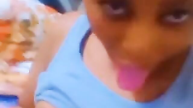 Spoilt school girl caught recording her breasts and nipples to send to her teacher through WhatsApp - 4 image