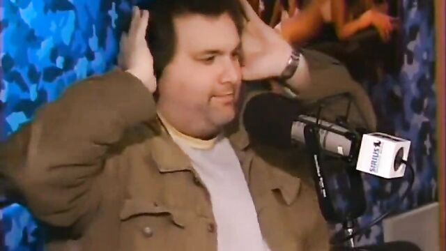 NAKED woman getting interviewed - 4 image