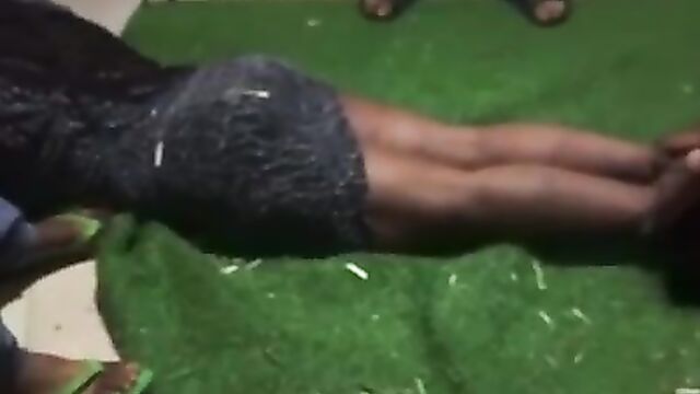Dude flogs girlfriend on her bare buttocks for cheating - 1 image