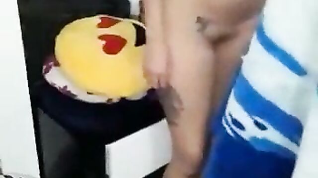 Girl caught cheating boyfriend & sidechick naked having sex - 5 image