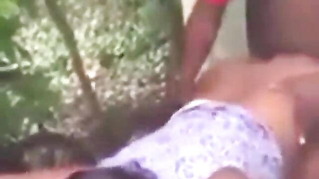 Crazy woman bonking outdoors while cooking - 1 image