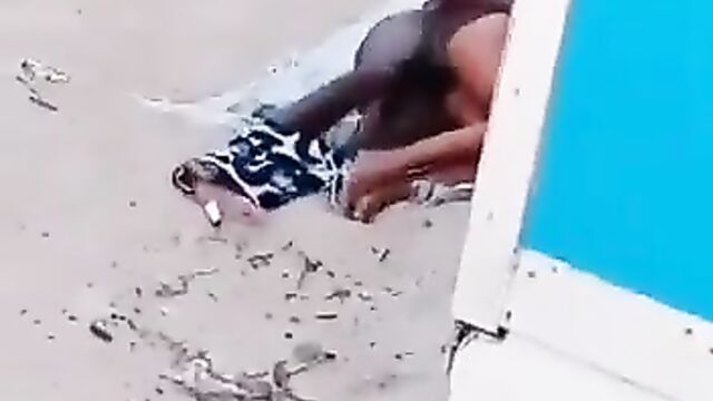 Couple Caught Having Sex Doggy Style In Public! - 4 image