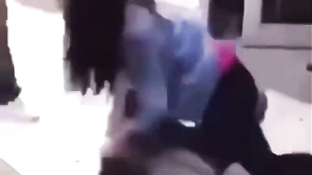 Big breasts exposed as girlfriend fights sidechick in public - 3 image