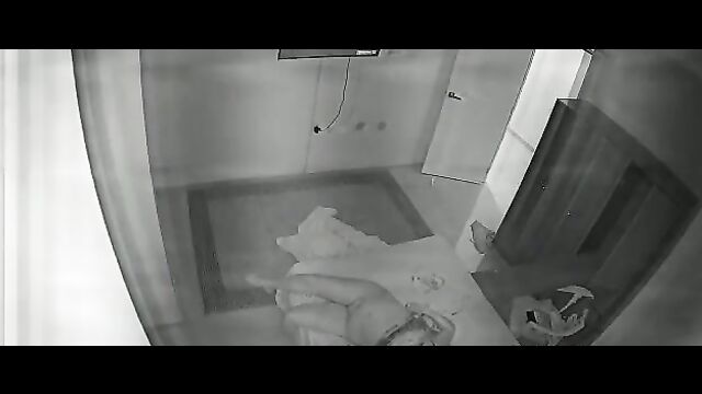Viral video of crazy man who stabbed wife for allegedly cheating, having sex with another man - 5 image
