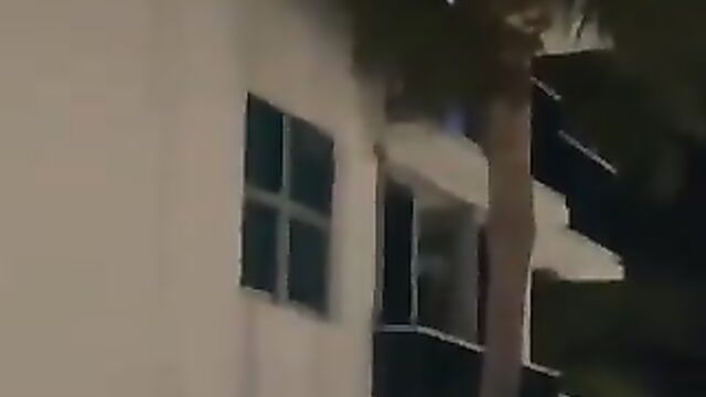 Sidechick climbs down 5 floors from man’s balcony after his wife caught them cheating! - 5 image