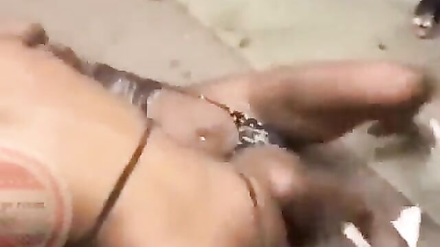 Boobs pop out in mad locker room fight between 2 strippers - 5 image