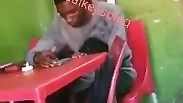 UNILAG student caught receiving blow job in school canteen in public - 5 image
