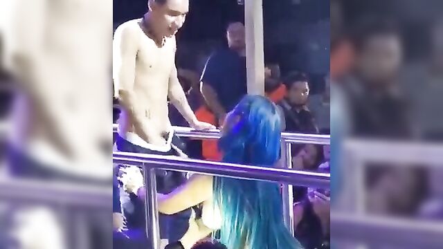 Stripper rejects dude with small penis