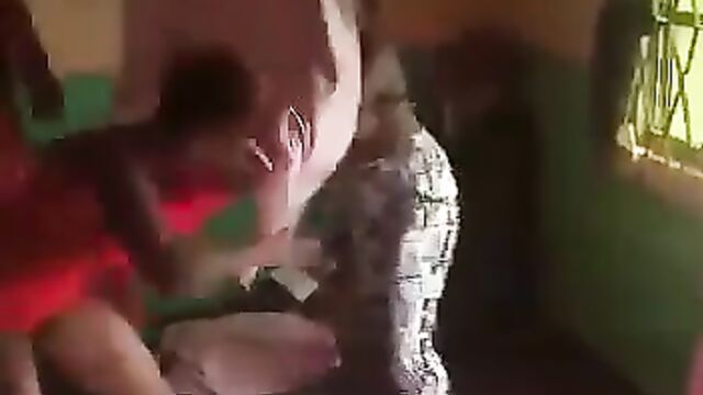 Boobs out as lady fights and strips her boyfriend’s sidechick naked in public - 1 image