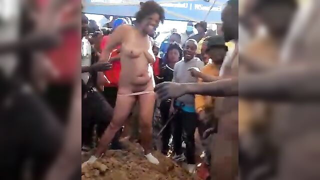 Real Mzansi Couple Strip Naked And Have Sex In Public – Part 1