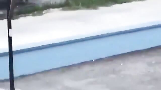 Bahamas: Wife fights cheating husband after she caught him NAKED with sidechick