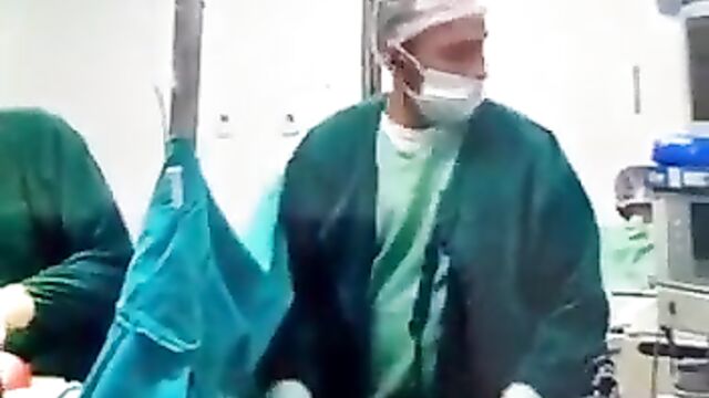 Doctor arrested for raping woman while giving birth - 3 image